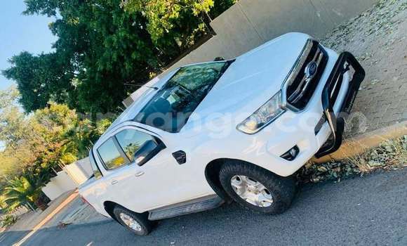 Buy Used Ford Ranger White Car in Windhoek in Namibia Buy Used Ford Ranger White Car in Windhoek in Namibia
