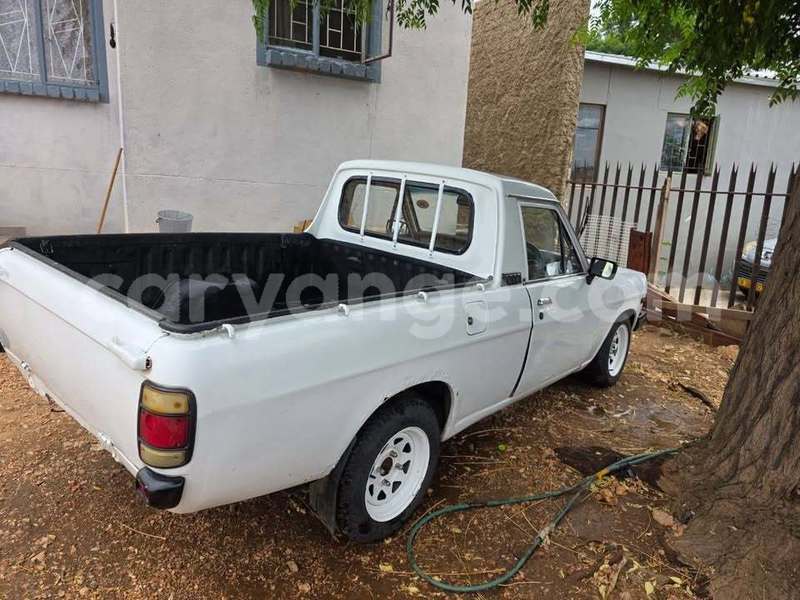 Big with watermark toyota hilux surf namibia windhoek 25053