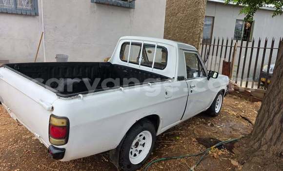 Buy Used Toyota Hilux Surf White Car in Windhoek in Namibia Buy Used Toyota Hilux Surf White Car in Windhoek in Namibia