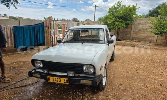 Buy Used Toyota Hilux Surf White Car in Windhoek in Namibia Buy Used Toyota Hilux Surf White Car in Windhoek in Namibia