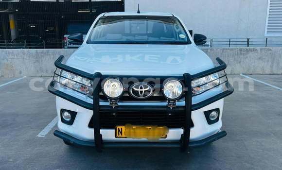 Buy Used Toyota GT86 White Car in Windhoek in Namibia