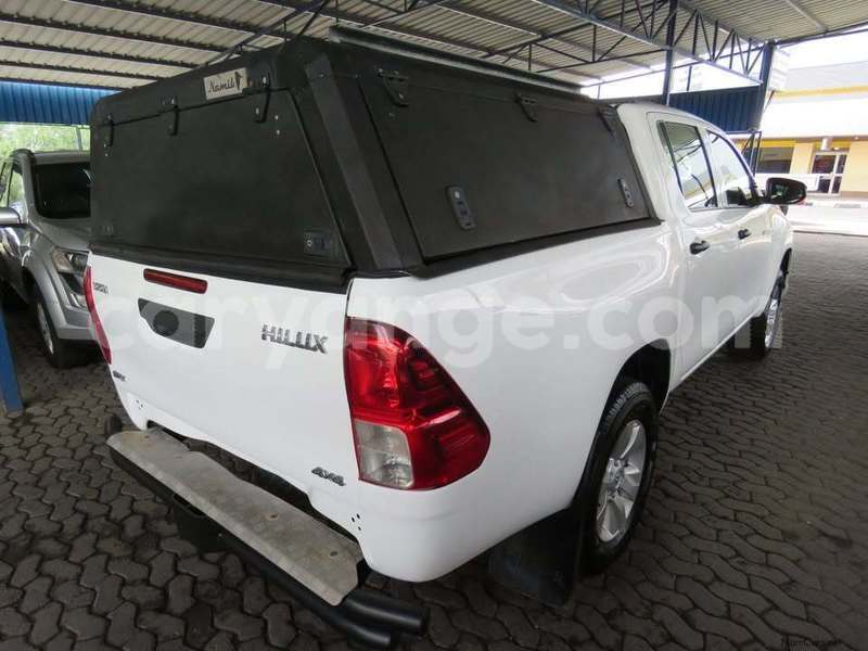 Big with watermark toyota hilux namibia windhoek 25056