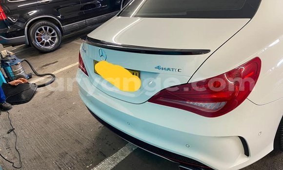 Buy Used Mercedes-Benz CL–Class White Car in Windhoek in Namibia Buy Used Mercedes-Benz CL–Class White Car in Windhoek in Namibia