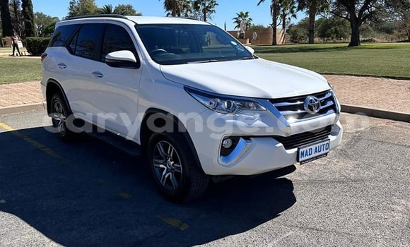 Buy Used Toyota Fortuner White Car in Windhoek in Namibia