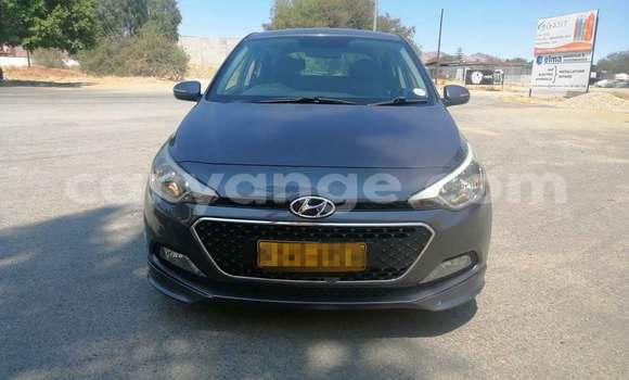 Buy Used Hyundai I20 Black Car in Windhoek in Namibia