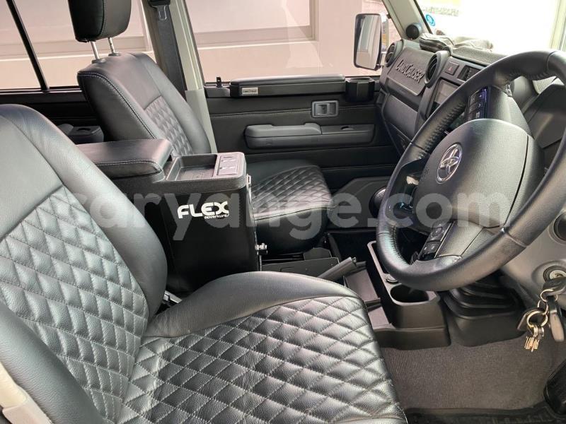 Big with watermark toyota land cruiser namibia windhoek 25068