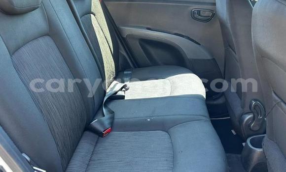 Acheter Occasion Voiture Hyundai i10 Blanc à Gobabis, Omaheke Acheter Occasion Voiture Hyundai i10 Blanc à Gobabis, Omaheke