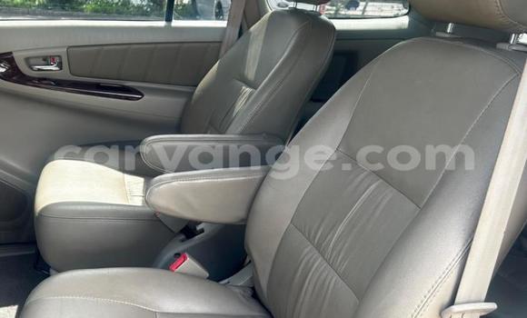 Acheter Occasion Voiture Toyota Innova Blanc à Gobabis, Omaheke Acheter Occasion Voiture Toyota Innova Blanc à Gobabis, Omaheke