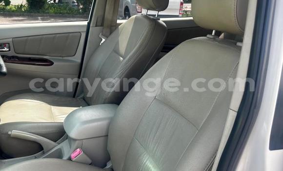 Acheter Occasion Voiture Toyota Innova Blanc à Gobabis, Omaheke Acheter Occasion Voiture Toyota Innova Blanc à Gobabis, Omaheke