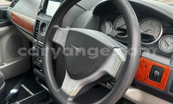 Acheter Occasion Voiture Chrysler Dynasty Rouge à Gobabis, Omaheke Acheter Occasion Voiture Chrysler Dynasty Rouge à Gobabis, Omaheke