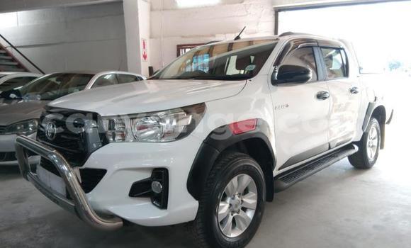 Acheter Occasion Voiture Toyota Hilux Blanc à Gobabis, Omaheke