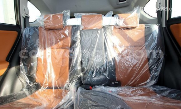 Acheter Import Voiture Toyota RAV4 Noir à Import - Dubai, Namibie Acheter Import Voiture Toyota RAV4 Noir à Import - Dubai, Namibie