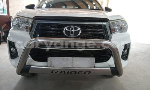 Acheter Occasion Voiture Toyota Hilux Blanc à Gobabis, Omaheke Acheter Occasion Voiture Toyota Hilux Blanc à Gobabis, Omaheke