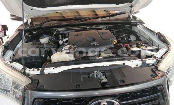Acheter Occasion Voiture Toyota Hilux Blanc à Gobabis, Omaheke Acheter Occasion Voiture Toyota Hilux Blanc à Gobabis, Omaheke