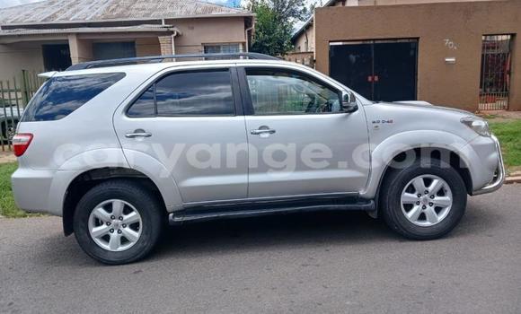 Acheter Occasion Voiture Toyota Fortuner Gris à Gobabis, Omaheke Acheter Occasion Voiture Toyota Fortuner Gris à Gobabis, Omaheke