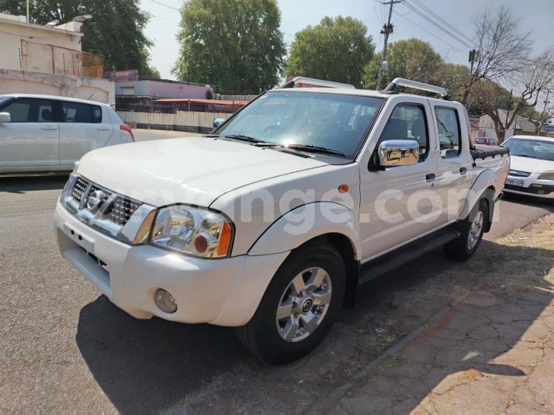 Big with watermark nissan np 300 omaheke gobabis 25093
