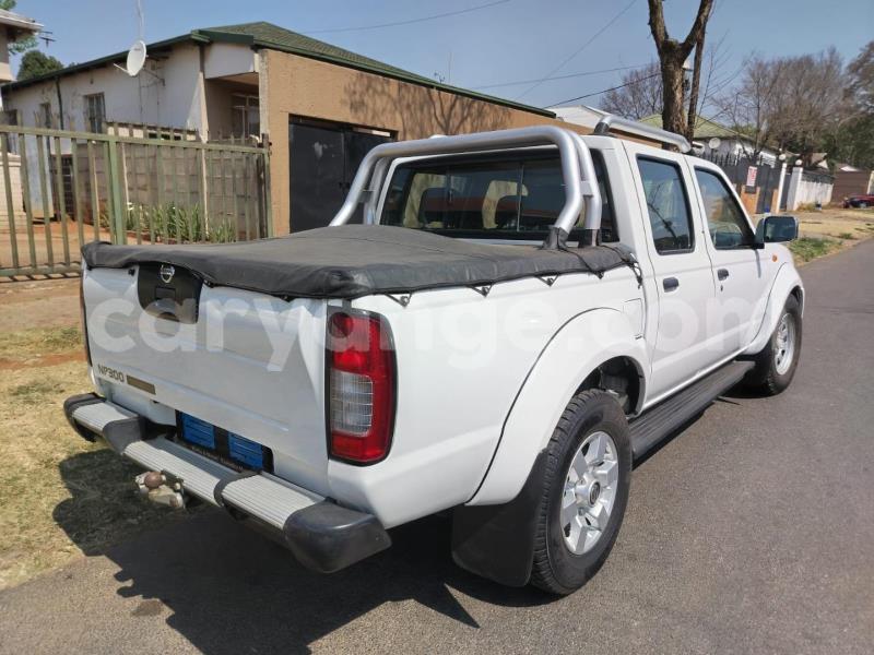 Big with watermark nissan np 300 omaheke gobabis 25093