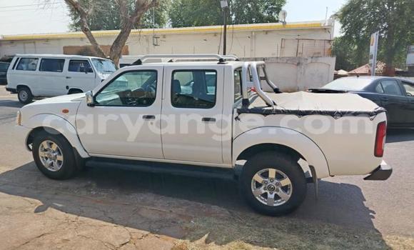 Acheter Occasion Voiture Nissan NP 300 Blanc à Gobabis, Omaheke Acheter Occasion Voiture Nissan NP 300 Blanc à Gobabis, Omaheke