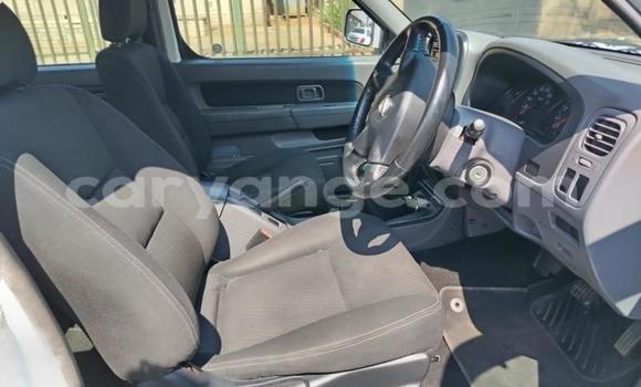 Acheter Occasion Voiture Nissan NP 300 Blanc à Gobabis, Omaheke Acheter Occasion Voiture Nissan NP 300 Blanc à Gobabis, Omaheke