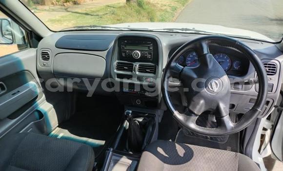 Acheter Occasion Voiture Nissan NP 300 Blanc à Gobabis, Omaheke Acheter Occasion Voiture Nissan NP 300 Blanc à Gobabis, Omaheke