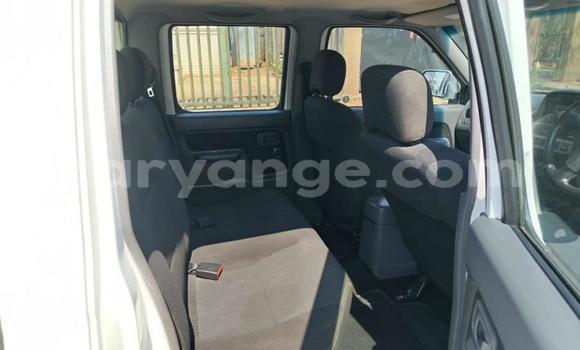 Acheter Occasion Voiture Nissan NP 300 Blanc à Gobabis, Omaheke Acheter Occasion Voiture Nissan NP 300 Blanc à Gobabis, Omaheke