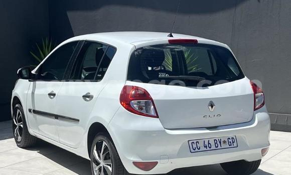 Acheter Occasion Voiture Renault Clio Blanc à Gobabis, Omaheke Acheter Occasion Voiture Renault Clio Blanc à Gobabis, Omaheke