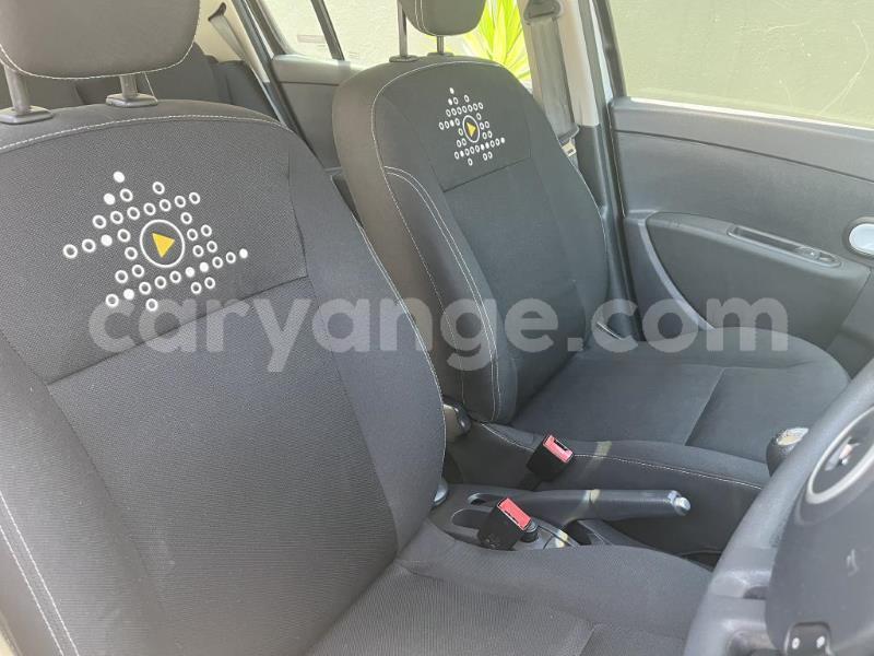 Big with watermark renault clio omaheke gobabis 25098