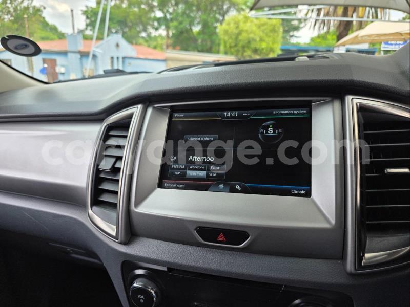 Big with watermark ford everest omaheke gobabis 25103