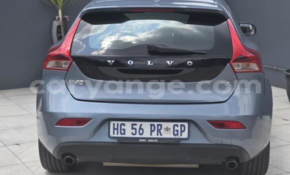Acheter Occasion Voiture Volvo V40 Autre à Gobabis, Omaheke Acheter Occasion Voiture Volvo V40 Autre à Gobabis, Omaheke