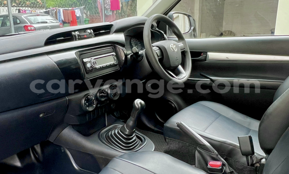 Acheter Occasion Voiture Toyota Hilux Blanc à Windhoek, Namibie Acheter Occasion Voiture Toyota Hilux Blanc à Windhoek, Namibie