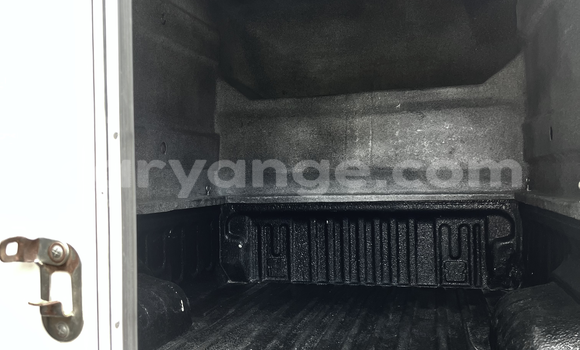 Acheter Occasion Voiture Toyota Hilux Blanc à Windhoek, Namibie Acheter Occasion Voiture Toyota Hilux Blanc à Windhoek, Namibie