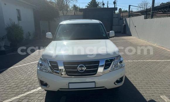 Buy Used Nissan Patrol White Car in Gobabis in Omaheke
