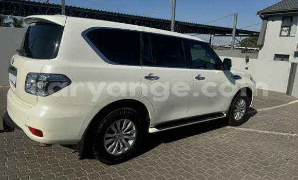 Buy Used Nissan Patrol White Car in Gobabis in Omaheke Buy Used Nissan Patrol White Car in Gobabis in Omaheke