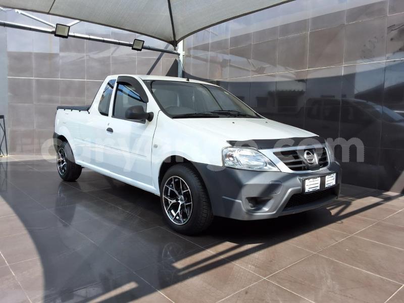 Big with watermark nissan nv200 omaheke gobabis 25127