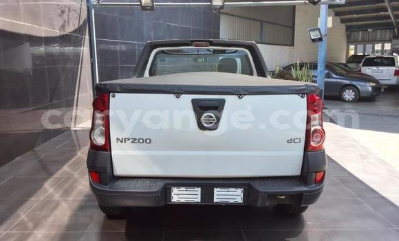 Buy Used Nissan NV200 White Car in Gobabis in Omaheke Buy Used Nissan NV200 White Car in Gobabis in Omaheke