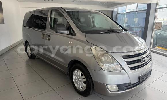 Buy Used Hyundai H1 Silver Car in Gobabis in Omaheke