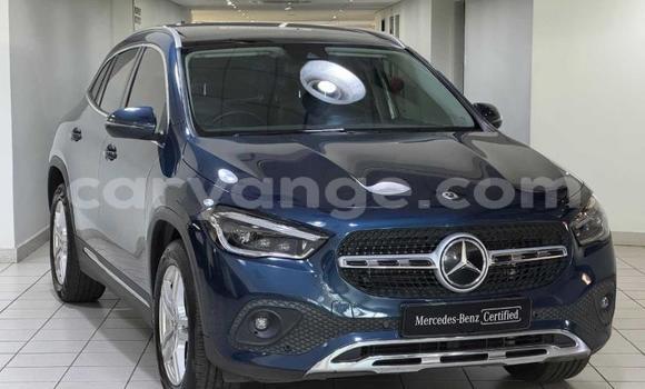 Acheter Occasion Voiture Mercedes-Benz CLA-klasse Bleu à Gobabis, Omaheke Acheter Occasion Voiture Mercedes-Benz CLA-klasse Bleu à Gobabis, Omaheke