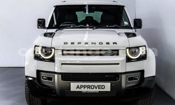 Buy Used Land Rover Defender White Car in Gobabis in Omaheke
