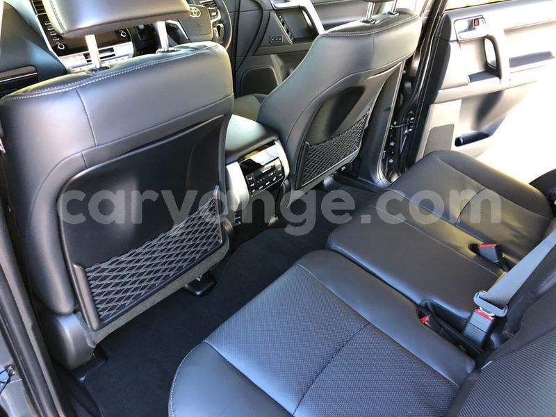 Big with watermark toyota land cruiser prado omaheke gobabis 25140