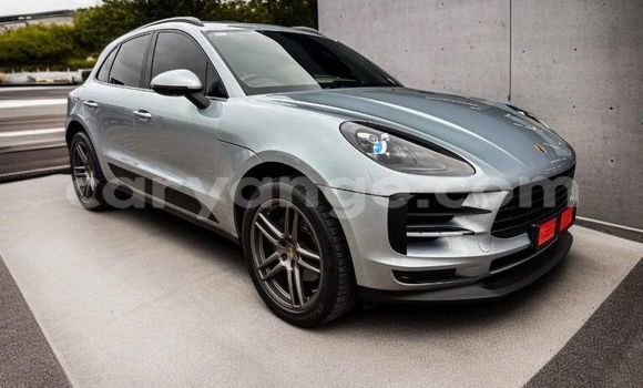 Buy Used Porsche Macan Silver Car in Gobabis in Omaheke