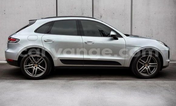 Acheter Occasion Voiture Porsche Macan Gris à Gobabis, Omaheke Acheter Occasion Voiture Porsche Macan Gris à Gobabis, Omaheke
