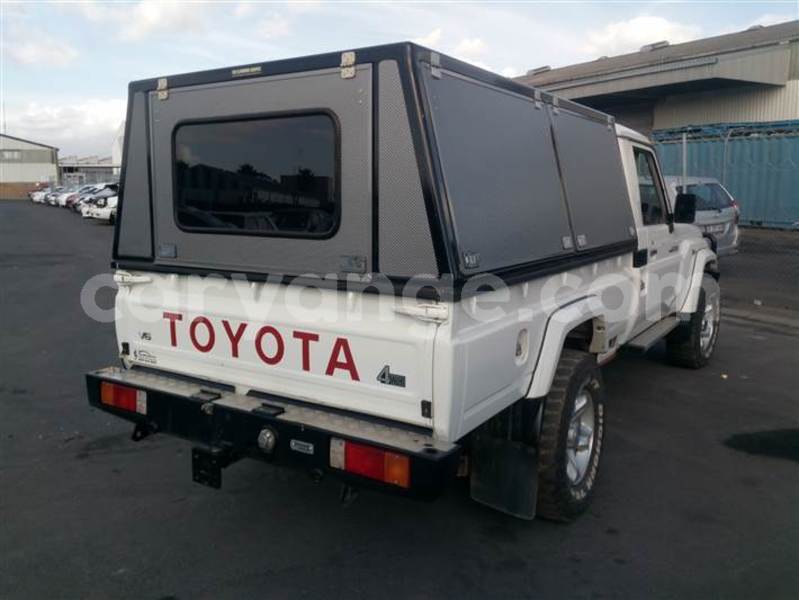 Big with watermark toyota land cruiser namibia windhoek 25149