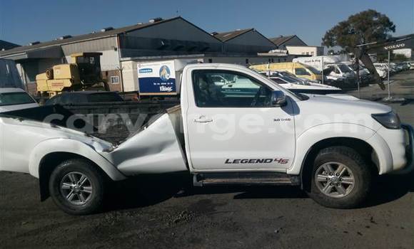 Buy Used Toyota Hilux White Car in Swakopmund in Namibia