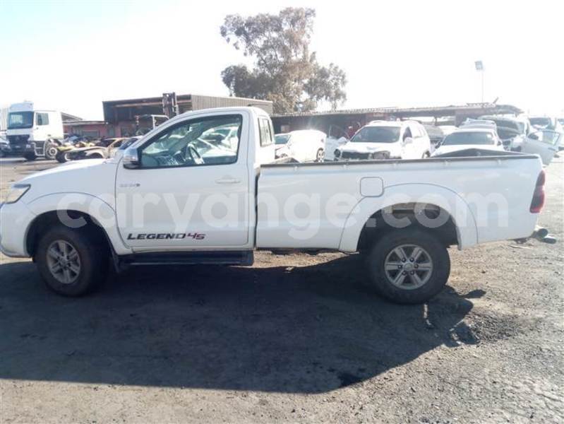 Big with watermark toyota hilux namibia swakopmund 25150