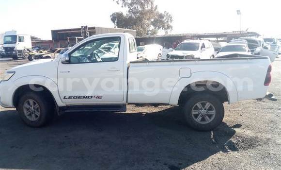 Buy Used Toyota Hilux White Car in Swakopmund in Namibia Buy Used Toyota Hilux White Car in Swakopmund in Namibia