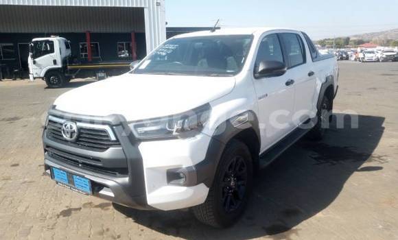 Buy Used Toyota Hilux White Car in Windhoek in Namibia Buy Used Toyota Hilux White Car in Windhoek in Namibia