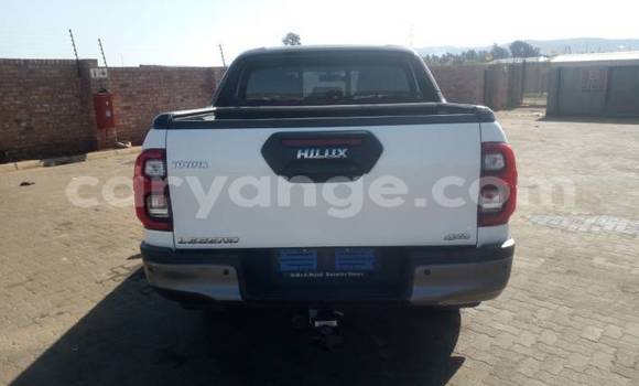 Buy Used Toyota Hilux White Car in Windhoek in Namibia Buy Used Toyota Hilux White Car in Windhoek in Namibia