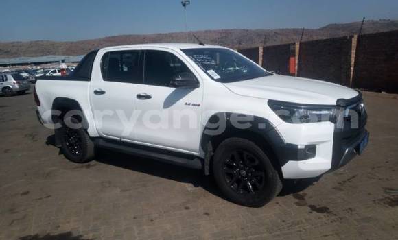 Buy Used Toyota Hilux White Car in Windhoek in Namibia Buy Used Toyota Hilux White Car in Windhoek in Namibia