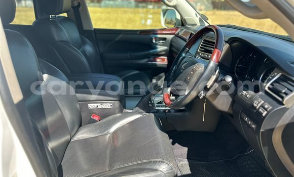Buy Used Lexus LX 570 White Car in Gobabis in Omaheke Buy Used Lexus LX 570 White Car in Gobabis in Omaheke