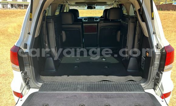Buy Used Lexus LX 570 White Car in Gobabis in Omaheke Buy Used Lexus LX 570 White Car in Gobabis in Omaheke